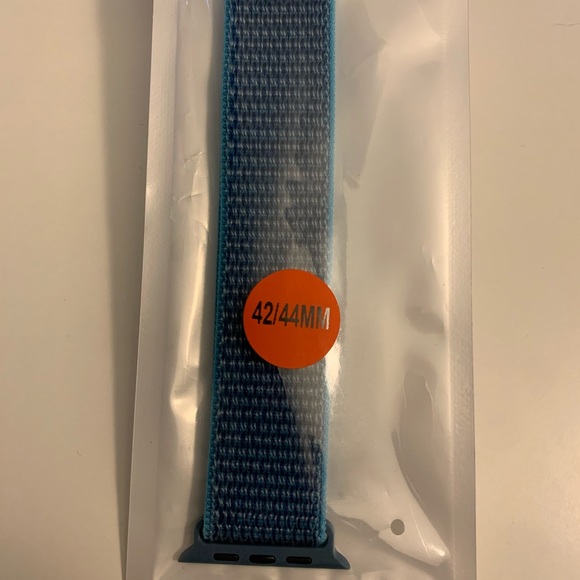 Apple Watch Nylon Band for 1/2/3/4/5 - 42/44 mm - Picture 2 of 2